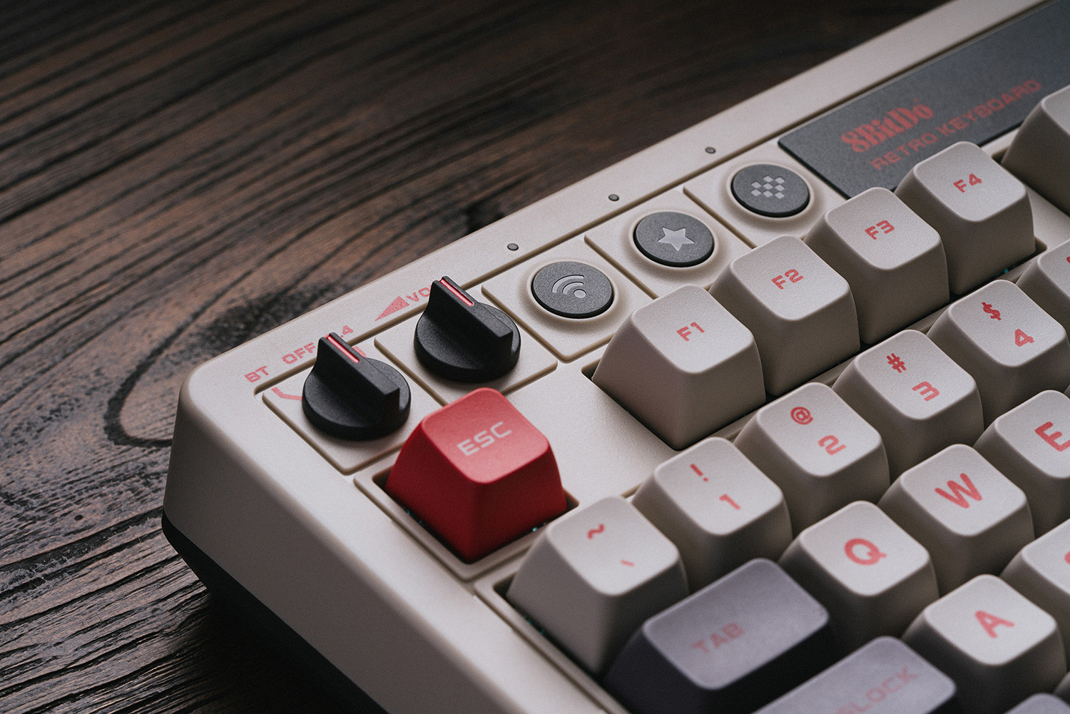 8Bitdo Retro Mechanical Keyboa - Gaming Keyboard Hot Swappable 评论和价格